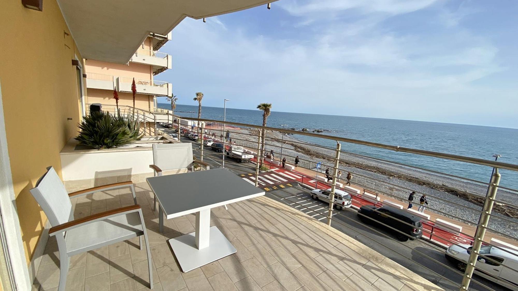 Mare Blu Ventimiglia